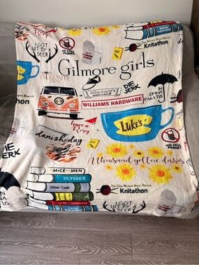 Gilmore Girls Plush Throw Blanket